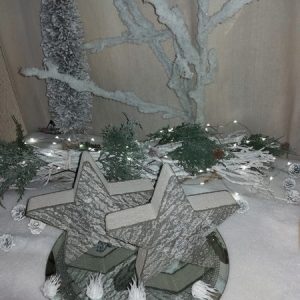 etoile grise en bois